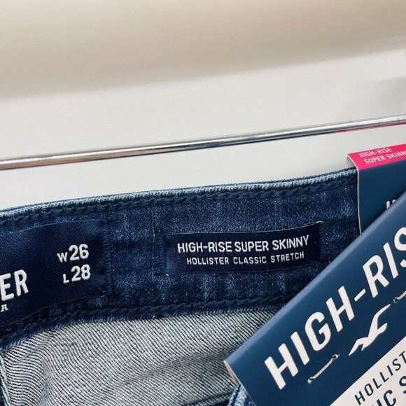 Hollister Juniors 3 Short High Rise Super Skinny Classic Stretch Distressed Jean - Picture 8 of 9